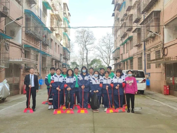 【学雷锋精神】 | 党建引领团建,培根铸魂育人