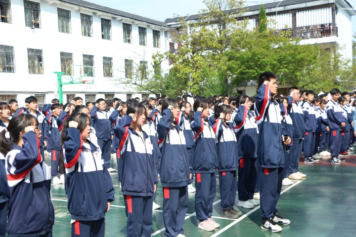 党建动态 | 养正学校新团员入团仪式暨表彰大会圆满结束